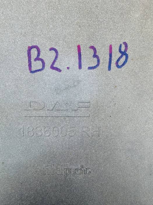 DAF XF106/CF Euro 6 Rear Fairing Lower Extension 1836005 1836004 RH Used view 5