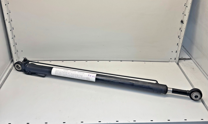 MAN TGL/TGS/TGX Cab Tilt Cylinder 81978122318 81.97812-2318 81417236138 Used view 2