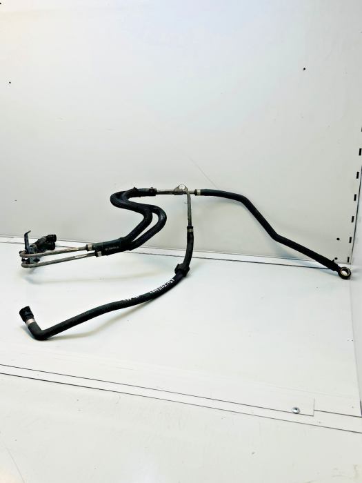 Mercedes Actros MP4 Coolant Vent Hose Line A9615002724 A9615002124 Euro 6 Used view 3