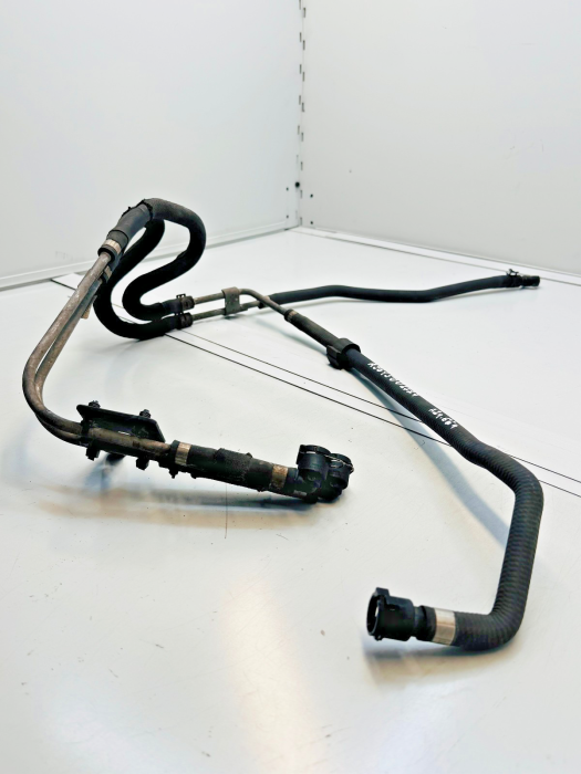 Mercedes Actros MP4 Coolant Vent Hose Line A9615002724 A9615002124 Euro 6 Used view 8