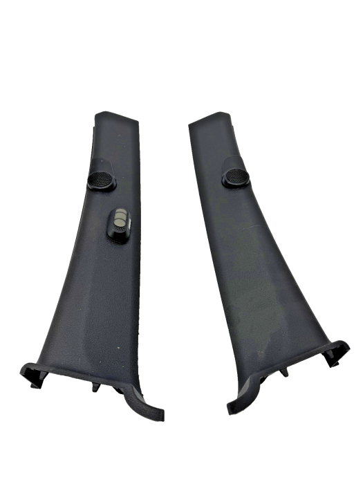 Mercedes Actros MP4 A‑Pillar Trim Cover Left Right A9606924301 A9606924401 Used Interior Door Cards/Panels Interior Door Cards/Panels