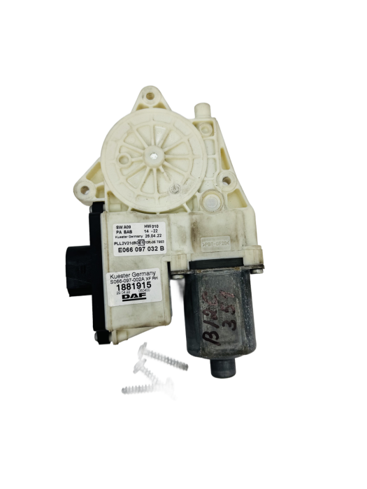 DAF XF106 RH Window Regulator Motor 1881915 E066097032B Kuester 24V Used view 2