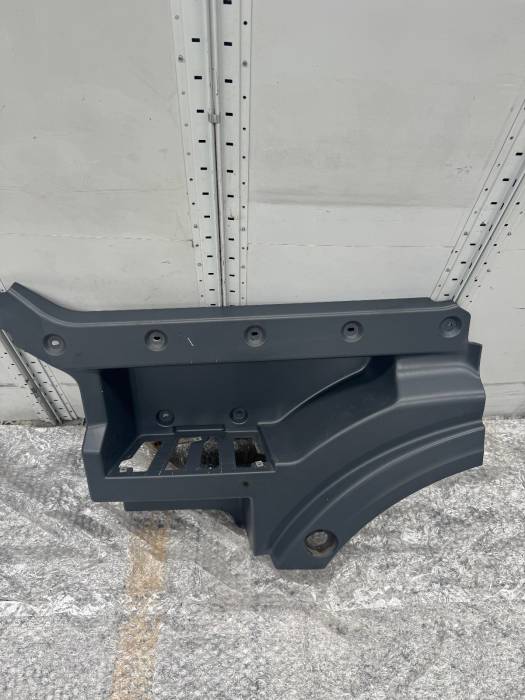 MAN TGX (TG3) 2020-on Upper Footstep Left LH 81615200083 81.61520-0083 OEM Used view 6