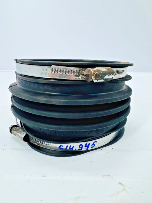 MAN TGX/TGS Air Filter Hose Bellows 81964200520 81082010549 81964200519 Used view 4