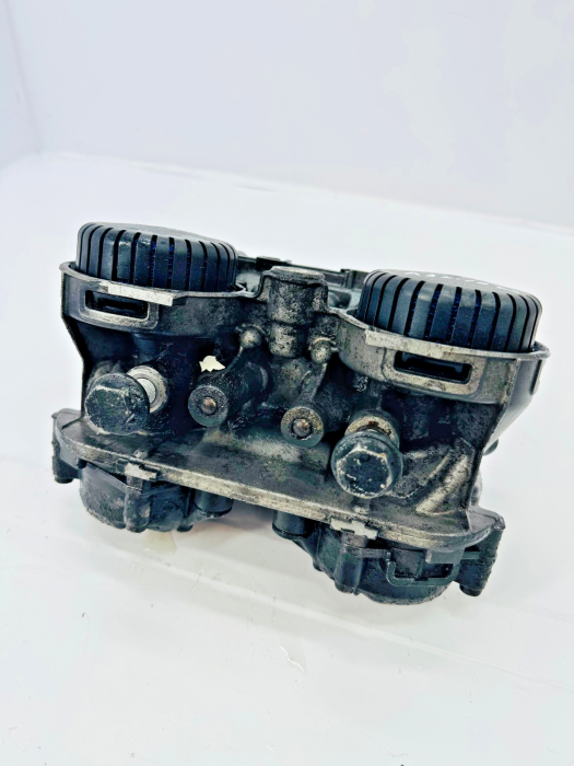 Mercedes Actros/Arocs EBS Axle Modulator A0004296424 4801060040 Rear Euro 6 view 5