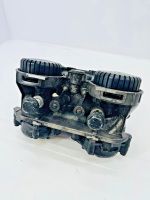 Mercedes Actros/Arocs EBS Axle Modulator A0004296424 4801060040 Rear Euro 6 view 5