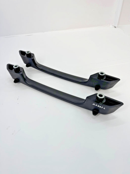 Mercedes Actros MP4 Cabin Roof Grab Handle A9608101254 Pair Euro 6 Used view 3