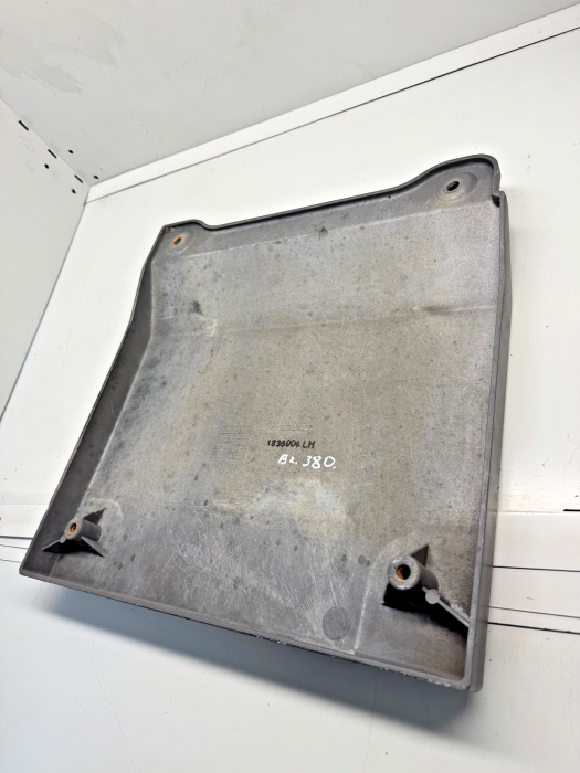 DAF XF106/CF Rear Fairing Lower Extension LH 1836004 Euro 6 Used view 4