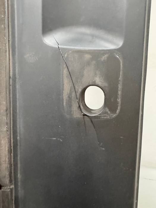 MAN TGX/TGS 2020+ Side Panel Cover 81611100094 81.61110-0094 (Left/LL) OEM Used view 5