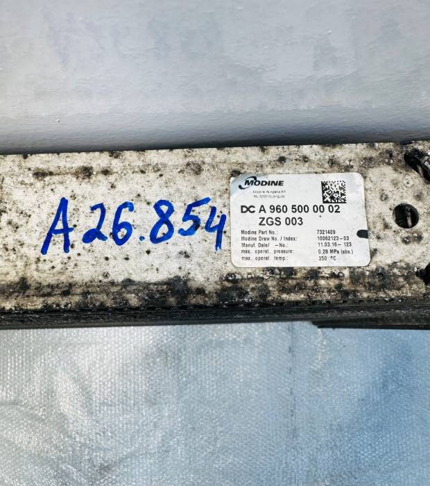 Mercedes Actros MP4 Intercooler Radiator A9605000002 A9605002601 Front Used view 4