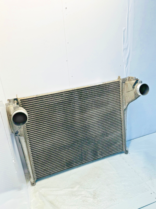 Mercedes Actros MP4 Intercooler Radiator A9605000002 A9605002601 Front Used view 6