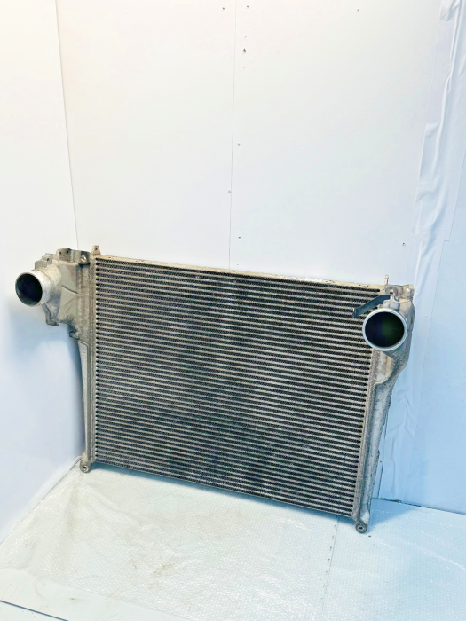 Mercedes Actros MP4 Intercooler Radiator A9605000002 A9605002601 Front Used view 7