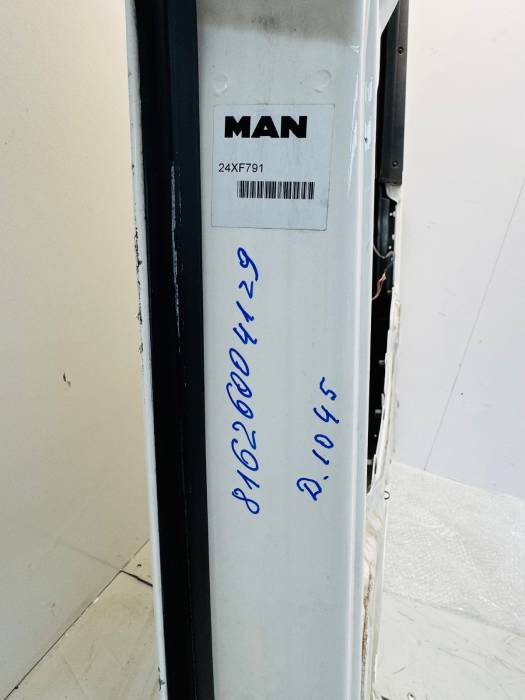 MAN TGX/TGA Left Front Door Shell 81626004129 81626004117 81626004109 Euro 5/6 view 7