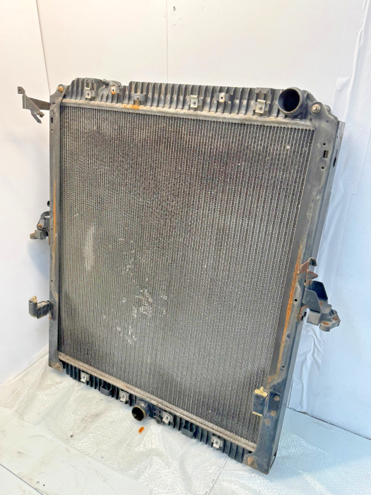 Mercedes Actros MP4/MP5 Coolant Radiator A9605002501 A9605000901 Front Used view 4