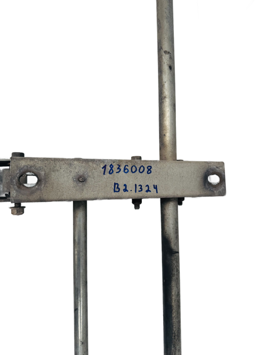 DAF XF106 Side Fender Frame LH 1836008 1836000 1836004 1912231 Left Euro 6 Used view 4