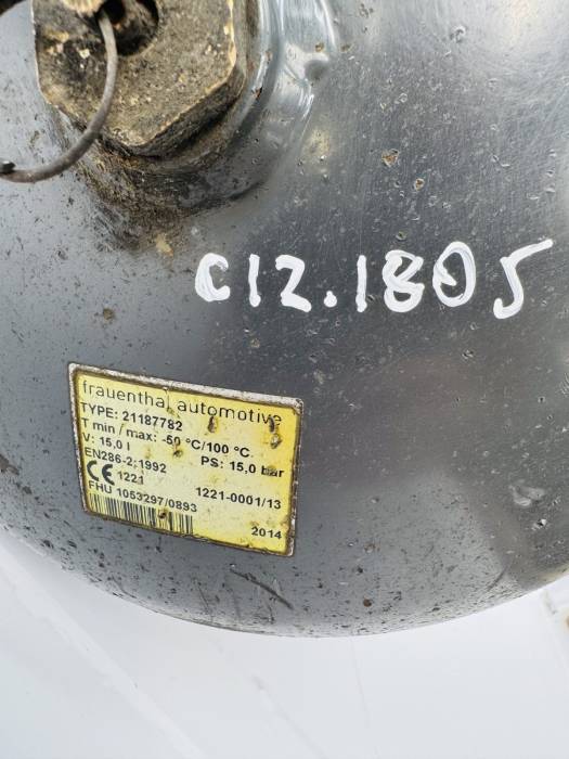 Volvo FH Euro 6 Air Reservoir Tank 21187789 7421187789 25L 15 Bar Used OEM view 6