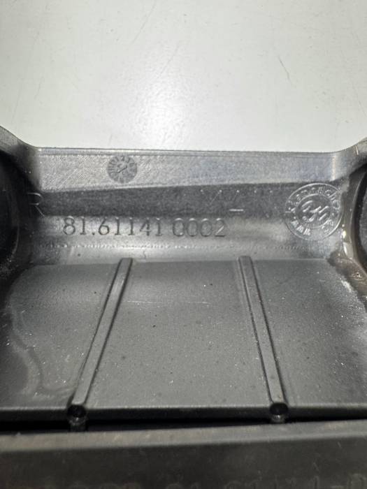 MAN TGX TGA TGS Door Grab Handle RH 81611410002 81.61141-0002 OEM Used view 5