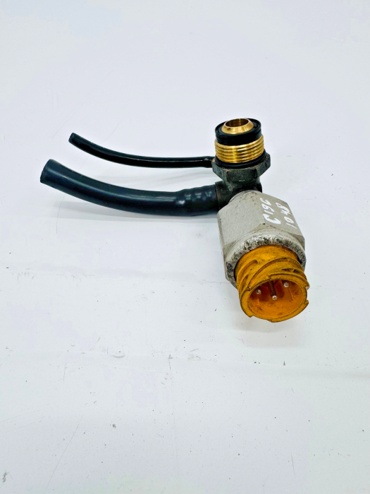 MAN TGA/TGL/TGM/TGS/TGX Brake Pneumatic Pressure Switch 81255140031 5.8 Bar view 3