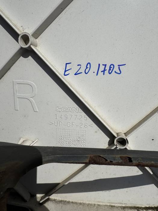Scania P/G/R/T High Cab RH Upper Side Air Deflector 1497725 White Used OEM view 5