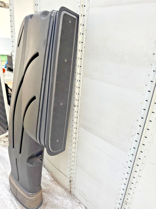 DAF XF106 Air Intake Duct 1975729 1862021 Euro 6 Used view 3