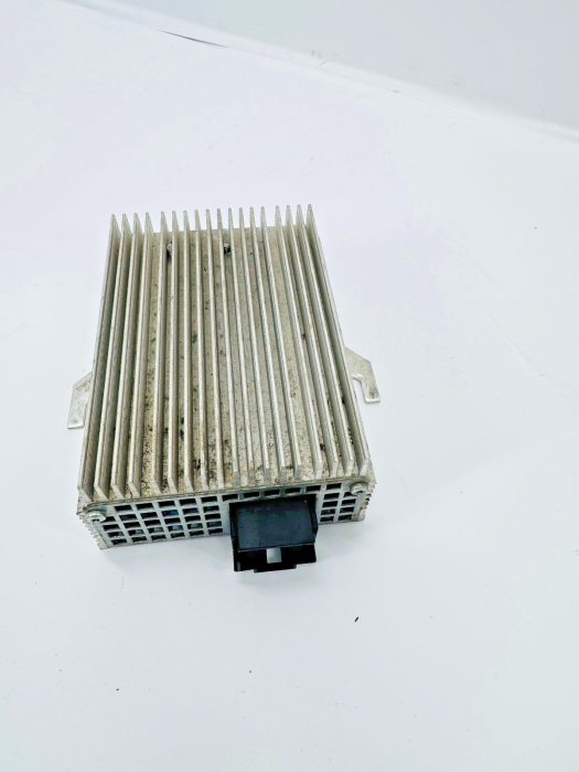 Volvo FH4 Voltage Converter 24V To 14V 21255320 Euro 6 Used view 6