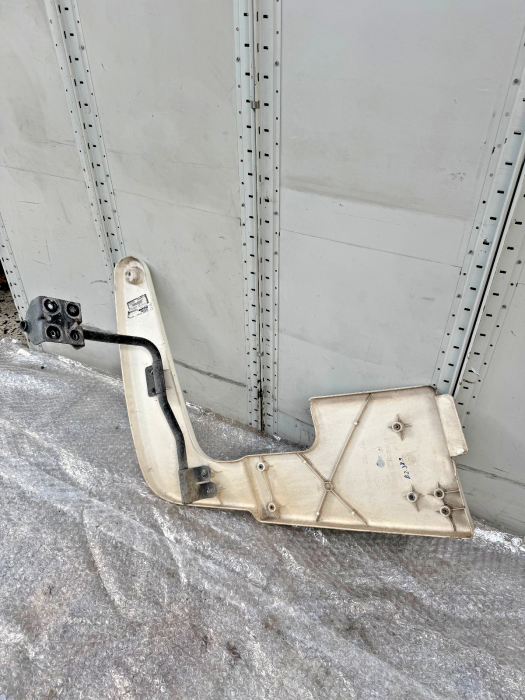 Volvo FH4 Rear Upper Cab Deflector LH 82209668 82325093 Euro 6 Used view 4