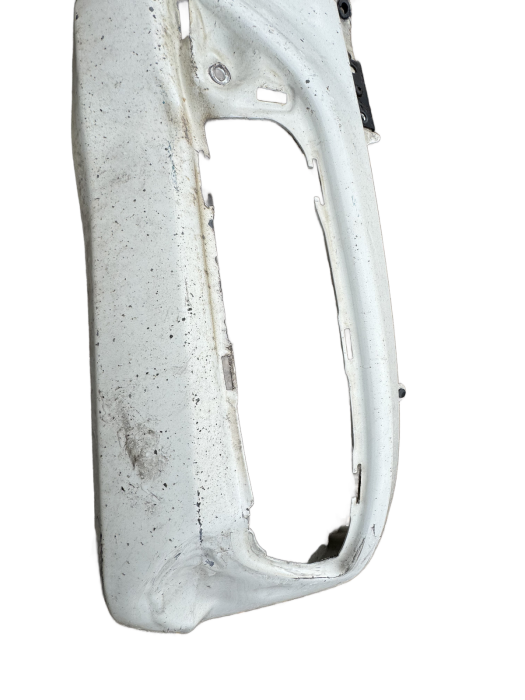 DAF CF Euro 6 Front Bumper 1876631 18-76631 1933253 1826510 Centre Trim Used view 7