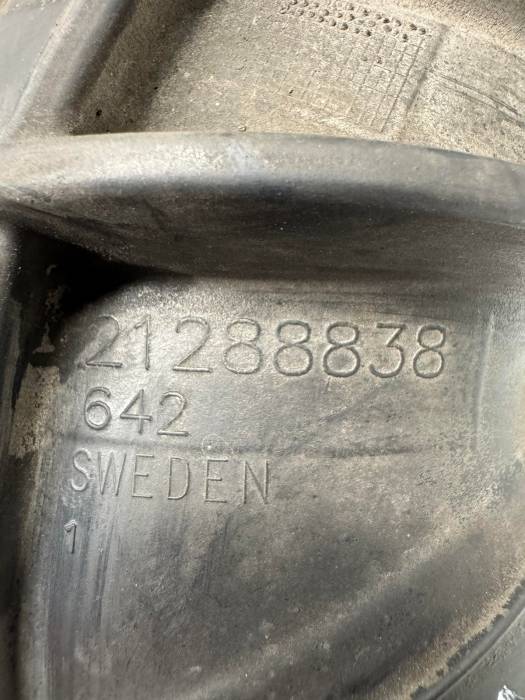Volvo FH/FM Air Intake Hose Elbow 21288838 7421288838 Used view 4