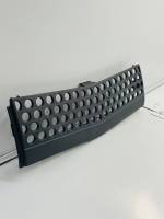 Mercedes Actros MP4 Front Radiator Grille Centre Insert A9608850153 102006651 view 3