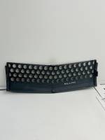 Mercedes Actros MP4 Front Radiator Grille Centre Insert A9608850153 102006651 view 4