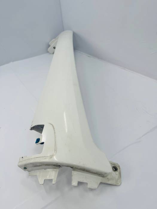 MAN TGS/TGX Cab Pillar Cover RH 81624100194 81624100196 81624100218 Euro 6 view 3