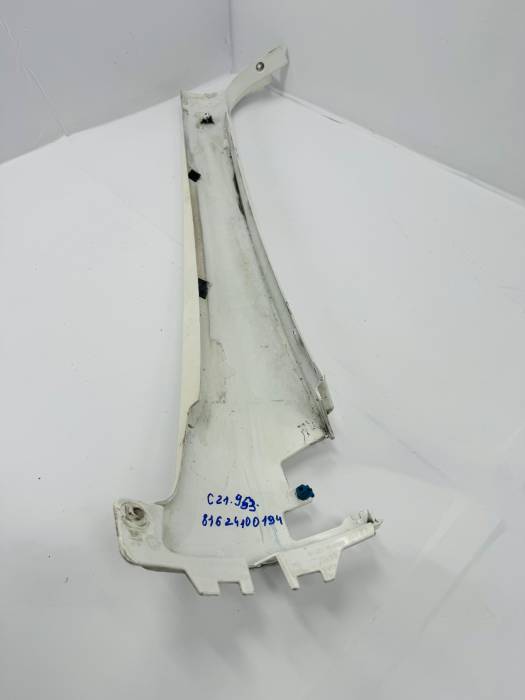 MAN TGS/TGX Cab Pillar Cover RH 81624100194 81624100196 81624100218 Euro 6 view 4