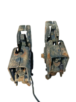 DAF XF106/CF Euro 6 Cabin Tilt Lock Pair 1878677 1878678 Left Right Used view 3