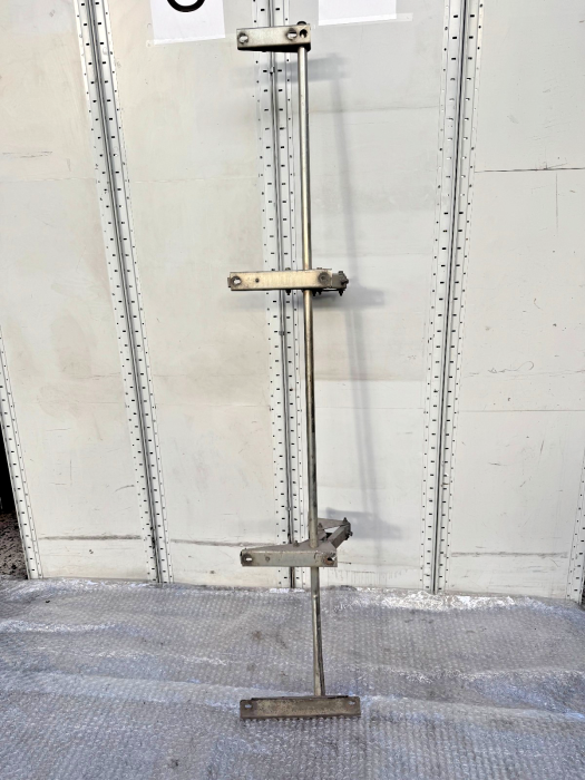 DAF XF106 Rear Cab Deflector Mounting Frame LH Ref 1836000 1836001 Euro 6 Used view 5