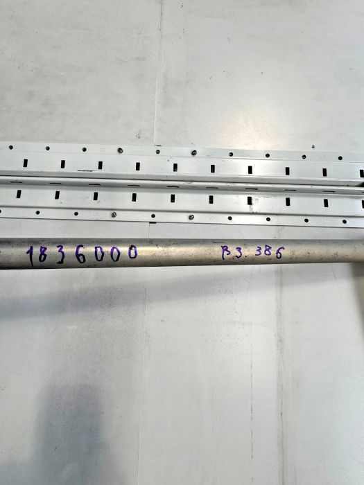 DAF XF106 Rear Cab Deflector Mounting Frame LH Ref 1836000 1836001 Euro 6 Used view 7