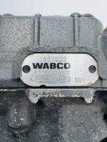 DAF XF106/CF/LF EBS Rear Axle Modulator Wabco 1867002 4801061050 Euro 6 Used view 3