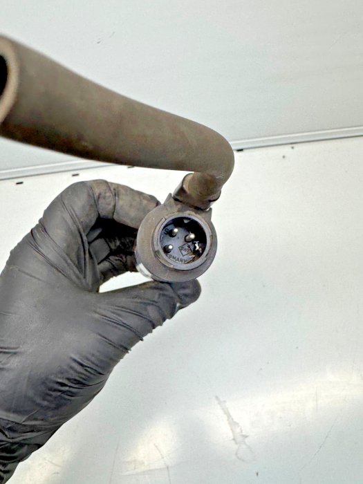 MAN TGX/TGS 24V Windscreen Washer Pump 81264856041 81.26485-6041 W633277 - Used view 5