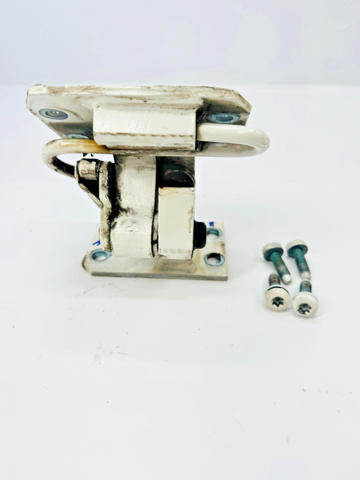 MAN TGA/TGL/TGM/TGS/TGX Upper Door Hinge 81626906049 81626906031 LH Euro 6 view 5