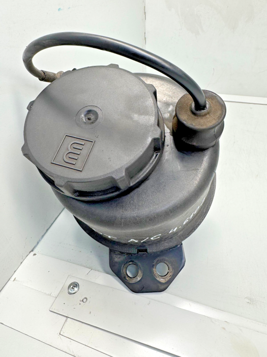 DT Spare Parts power steering reservoir 4.61029 461029 DAF/MAN/MB/Iveco used view 4