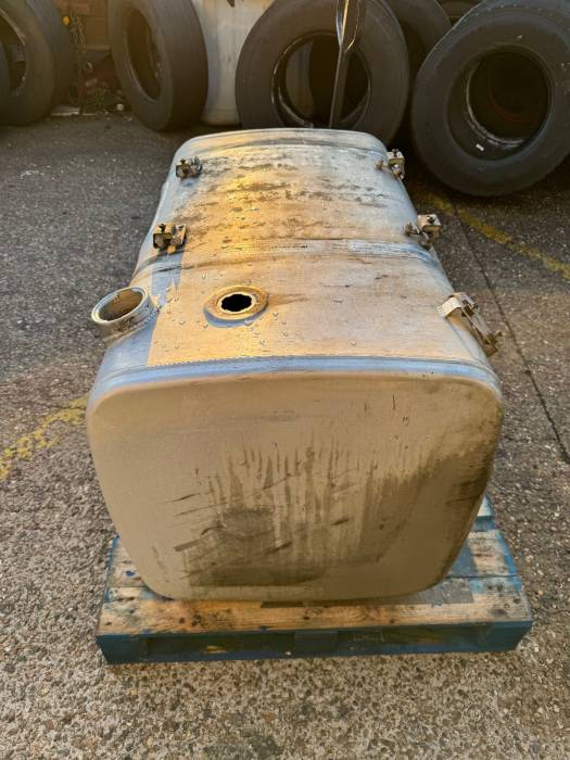 DAF XF106 Fuel Tank 490L Aluminium 1944804 1997365 2250677 Euro 6 Used view 4