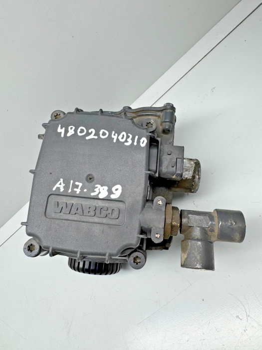 DAF FX106 Wabco EBS Trailer Control Valve 4802040310 1747137 24V Used