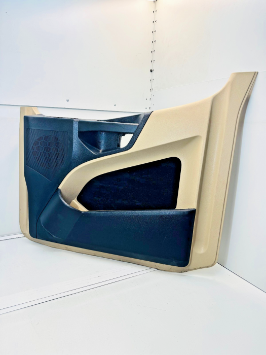 Mercedes Actros MP4 Interior Door Panel RH A9607272571 A9607276578 Beige/Black view 2