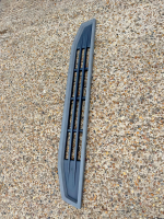 Volvo FH4 Upper Grille Step Plate 82208512 82220161 82180491 Euro 6 Used view 3