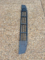 Volvo FH4 Upper Grille Step Plate 82208512 82220161 82180491 Euro 6 Used view 5