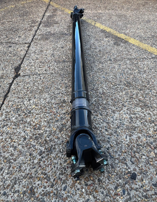 Man TGX/TGS Propshaft 81393256114 81.39325-6114 Rear Used