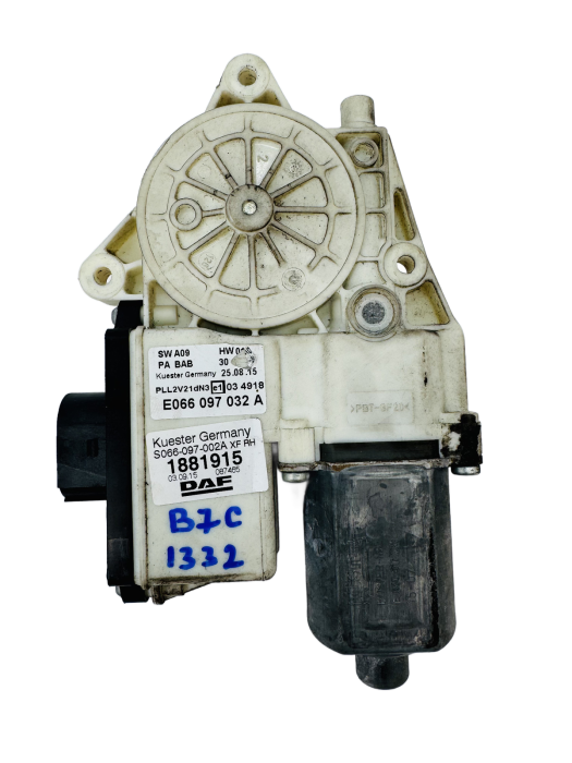 DAF XF106 Right Front Window Regulator Motor 1881915 E066097032A Euro 6 Used view 2