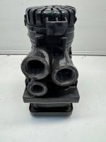 MAN TGX/TGS Valve EBS Modulator Front Left 81.52106-6067 81521066067 K050211 view 3
