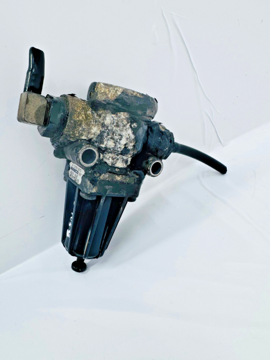 MAN TGA/TGL/TGS/TGX Pressure Limiting Valve 81521016270 4750103010 Brake Euro 6 view 3