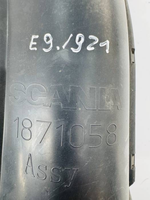 Scania P/G/R/T Air Intake Pipe 1871058 1472568 Upper Front Duct OEM Used view 7