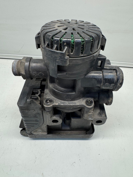 MAN TGX/TGS Valve EBS Modulator Front Right 81.52106-6067 81521066067 K050211